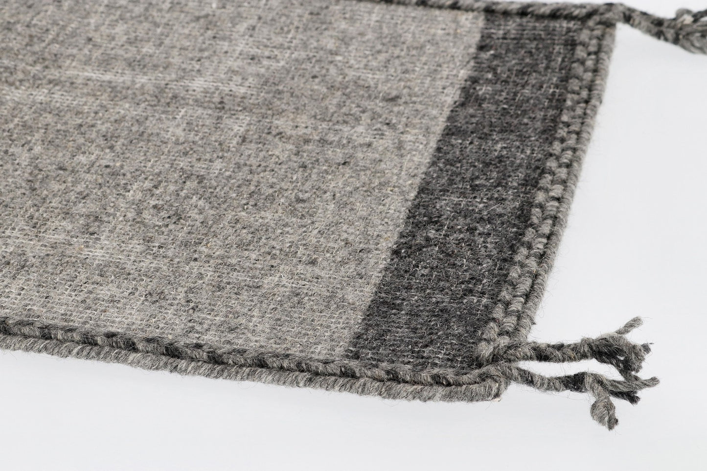 TAPPETO CHATHU GRIGIO 200X300